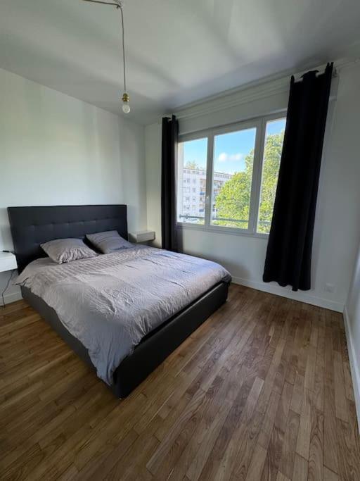 Charmant Appartement T3 Avec Balcon, Centre-Ville Lorient Exterior photo